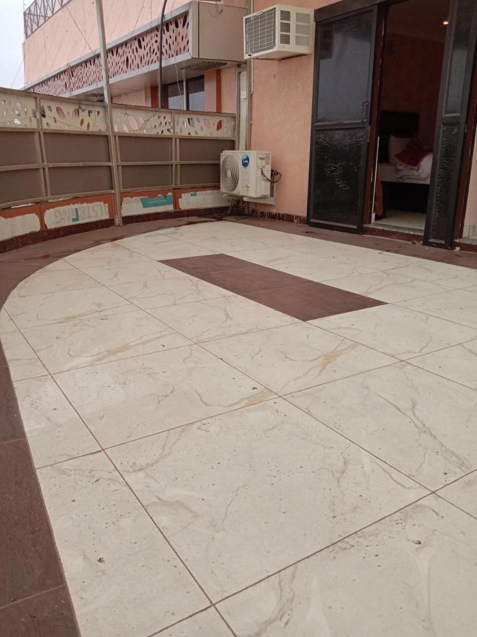 The Park Presidency Hotel Bareilly Eksteriør bilde